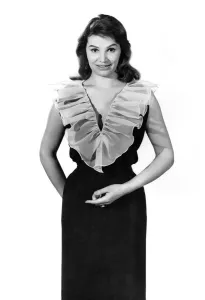 Reveille Fashions 1961: Yvonne Buckingham. December 1961 P006848 Reveille Fashions 1961: Yvonne Buckingham. December 1961 P006848