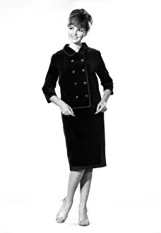 Reveille Fashions 1965: Vivienne Cornwall. January 1965 P006727 Reveille Fashions 1965: Vivienne Cornwall. January 1965 P006727