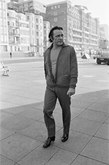 Images Dated 16th October 1970: Richard Burton filming Brighton, Sussex. The film is called Villain