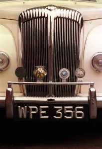 Road Record December 1998 Bernier cream Daimler 1955 WPE 356 Road Record December 1998 Bernier cream Daimler 1955 WPE 356
