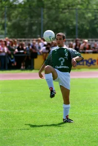 Robbie Williams Singer May 98 Pop star playing in a celebrity football match Robbie Williams Singer May 98 Pop star playing in a celebrity football match