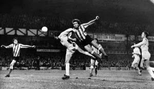 Rod Belfitt, Sunderland's new signing just fails to make contact with a hard cross Rod Belfitt, Sunderland's new signing just fails to make contact with a hard cross