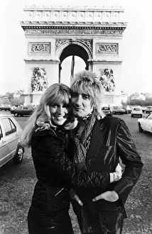 Rod Stewart Rock Singer Songwriter in Paris with his girlfriend Alana Hamilton Rod Stewart Rock Singer Songwriter in Paris with his girlfriend Alana Hamilton