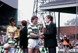 Roy Aitken and Billy McNeill of Celtic with the League Championship Trophy 1988 Roy Aitken and Billy McNeill of Celtic with the League Championship Trophy 1988