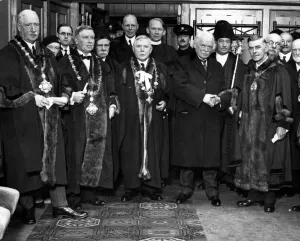 The Rt Hon David Lloyd George being received by the mayor of Tenby, Councillor J E Mabe The Rt Hon David Lloyd George being received by the mayor of Tenby, Councillor J E Mabe