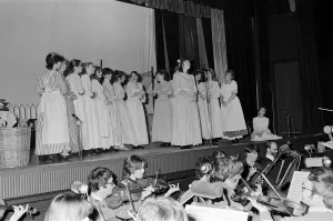 Ruth Jones appears in Porthcawl Comprehensive School's production of ' Ruth Jones appears in Porthcawl Comprehensive School's production of '