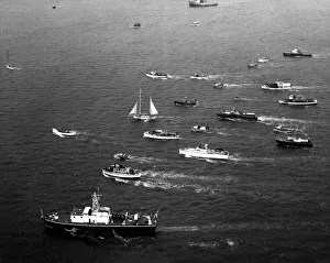 Sailing April 1969 the finish of the 1968-1969 Golden Globe round the world race showing Sailing April 1969 the finish of the 1968-1969 Golden Globe round the world race showing