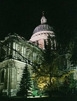 Images Dated 18th November 1997: Saint Pauls Cathedral London at night