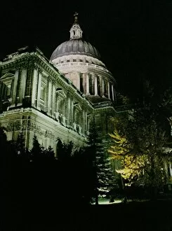 Images Dated 18th November 1997: Saint Pauls Cathedral London at night
