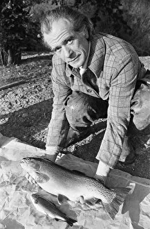 Images Dated 13th February 1976: Sam Holland trout farming. 13th February 1976