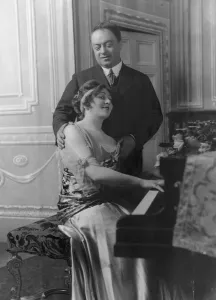 Scene from the theatre play Chez Nous. 20 May 1915 Scene from the theatre play Chez Nous. 20 May 1915