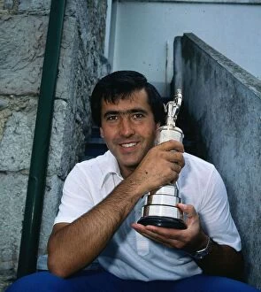Images Dated 17th July 1980: Seve Ballesteros golfer holding British Open trophy claret jug, July 1980