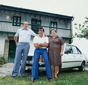 Images Dated 15th July 1982: Seve Ballesteros July 1982 Golfer golf with his parents sitting on bonnet of