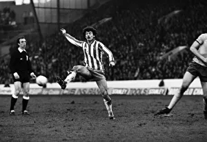 Sheffield Wednesday 0 v. Chelsea 0. Division Two Football. January 1981 MF01-08-048 Sheffield Wednesday 0 v. Chelsea 0. Division Two Football. January 1981 MF01-08-048