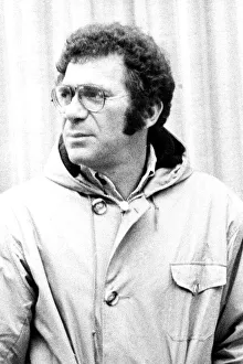 Sidney Pollack April 1975 an American film director on location in New York Sidney Pollack April 1975 an American film director on location in New York