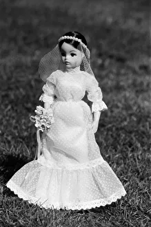 A Sindy doll in a bride dress. 25th March 1982 A Sindy doll in a bride dress. 25th March 1982