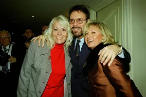 Singer Cliff Richard poses Eastenders actress Wendy Richard (left Singer Cliff Richard poses Eastenders actress Wendy Richard (left
