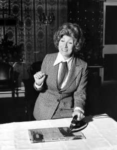 Singer: Faith Brown. February 1975 75-00738-005 Singer: Faith Brown. February 1975 75-00738-005