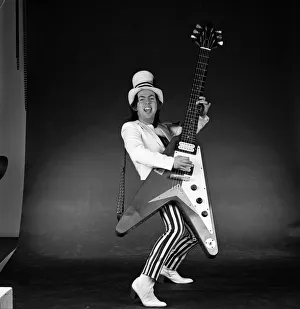 Slade guitarist Dave Hill. 27th February 1987 Slade guitarist Dave Hill. 27th February 1987