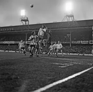 Southampton 2 -5 Manchester United, League Division One match Southampton 2 -5 Manchester United, League Division One match