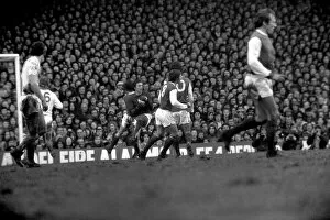 Images Dated 8th March 1975: Sport Division One Football Arsenal v. West Ham 1974 / 75 Season