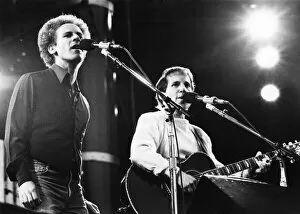 Images Dated 22nd June 1982: On Stage. Art Garfunkel and Paul Simon (right) at Wembley. June 1982 P009253