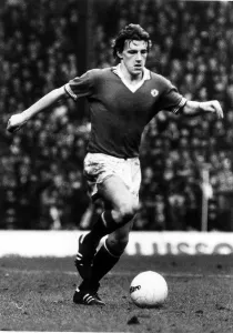 Steve Coppell Football Player march 1977 for Manchester United Steve Coppell Football Player march 1977 for Manchester United