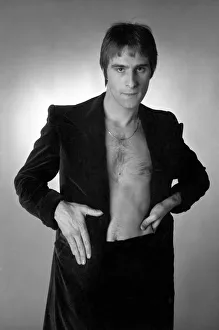 Steve Harley lead singer with the band Cockney Rebel March 1975 75-01206-005 Steve Harley lead singer with the band Cockney Rebel March 1975 75-01206-005