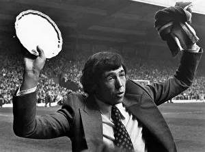 Former Stoke City and England Keeper Gordon Banks holds up the silver plate presented to Former Stoke City and England Keeper Gordon Banks holds up the silver plate presented to