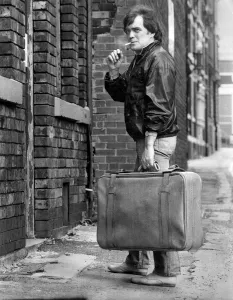 Bill Tarmey - On The Move to Number Nine Coronation Street. June 1983 P009793 Bill Tarmey - On The Move to Number Nine Coronation Street. June 1983 P009793