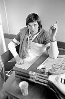 Images Dated 18th June 1975: Tennis star: Jimmy Connors seen here in the changing rooms at Wimbledon. June 1975