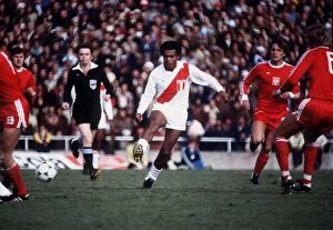 Images Dated 18th June 1978: Teofilo Cubillas Peru 1978 Peru v Poland World Cup football