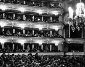 Tiers of boxes in the crimson and gold splendour of the Bolshoi Theatre, Moscow. 1962 Tiers of boxes in the crimson and gold splendour of the Bolshoi Theatre, Moscow. 1962