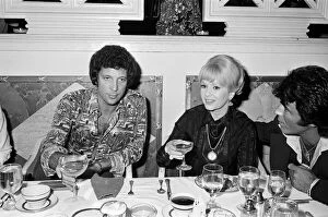 Images Dated 1st June 1974: Tom Jones birthday party in Las Vegas with guest Debbie Reynolds. June 1974