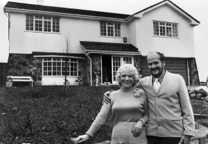 Tom Jones parents Thomas and Freda Woodward outside their home in Clos Cefn Bychan Tom Jones parents Thomas and Freda Woodward outside their home in Clos Cefn Bychan
