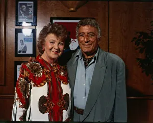 Tony Bennett singer July 1993 with actress Eileen McCallum Tony Bennett singer July 1993 with actress Eileen McCallum