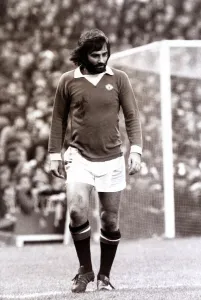 Tottenham Hotspur v Manchester United. Pictured, George Best of Manchester United Tottenham Hotspur v Manchester United. Pictured, George Best of Manchester United