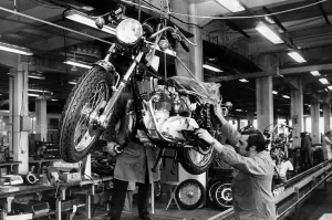 Triumph motor cycles once more rolling off the assembly lines at the Norton-Villiers Triumph motor cycles once more rolling off the assembly lines at the Norton-Villiers