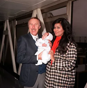 TV Presenter Bruce Forsyth December 1986 with his wife TV Presenter Bruce Forsyth December 1986 with his wife
