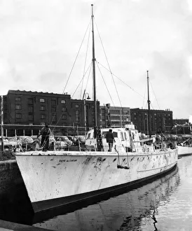 The two-masted yacht Dame De Couer in the Port of London pool. September 1963 P005033 The two-masted yacht Dame De Couer in the Port of London pool. September 1963 P005033