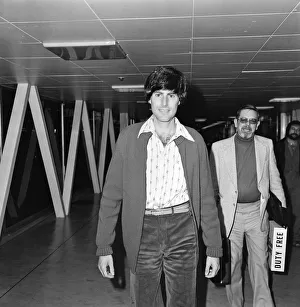 Uri Geller at London Airport. 1st November 1978 Uri Geller at London Airport. 1st November 1978