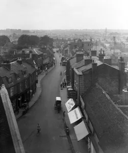 Uxbridge, Windsor Street from church tower. Uxbridge, Greater London, Circa 1930 Uxbridge, Windsor Street from church tower. Uxbridge, Greater London, Circa 1930