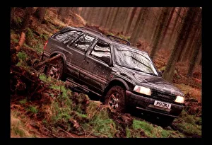 Vauxhall Frontera March 1998 Forest trail woodland mud Vauxhall Frontera March 1998 Forest trail woodland mud