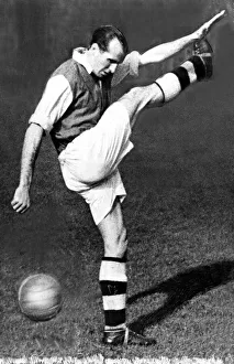 Wally Barnes Football Player of Arsenal - October 1949 - Training Wally Barnes Football Player of Arsenal - October 1949 - Training