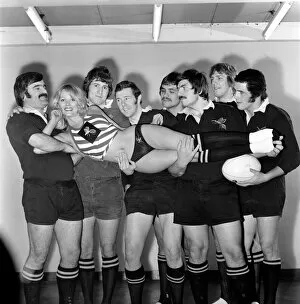Images Dated 19th January 1975: Wasps Rugby Team Mascot Angela Jay (Model). January 1975 75-00344-003