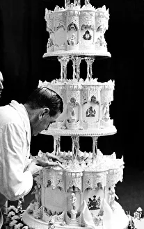 Wedding cake made by Mr Schul for Princess Elizabeth November 1947 Wedding cake made by Mr Schul for Princess Elizabeth November 1947