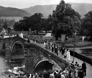 Welsh National Eisteddfod, Llanrwst. Procession The Bardie returning from the Gorsedd Welsh National Eisteddfod, Llanrwst. Procession The Bardie returning from the Gorsedd