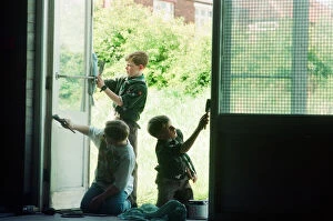 Images Dated 22nd May 1993: West Middlesbrough Scouts at work doing up the old Marchesi Charity Centre
