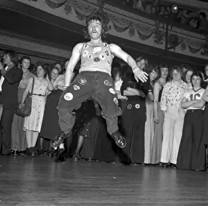 Wigan Casino dancers 1975 Northern soul dancing Wigan Casino dancers 1975 Northern soul dancing