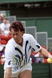 Images Dated 26th June 1989: Wimbledon. Jeremy Bates. June 1989 89-3819-013
